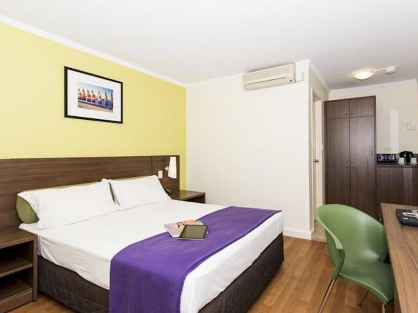 Ibis Styles Karratha Hotel Exterior photo